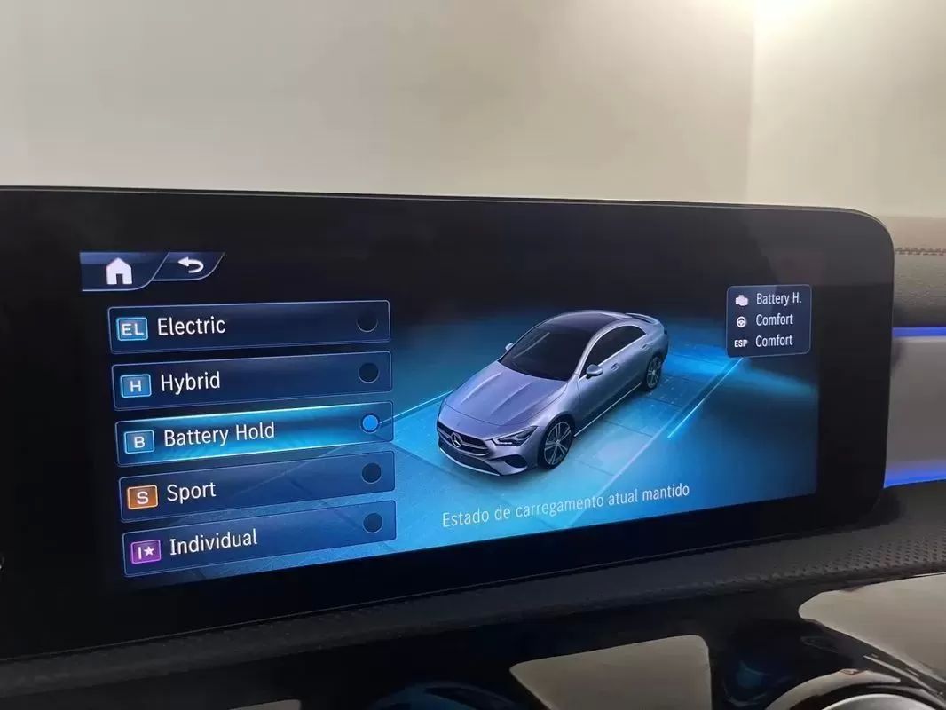 mercedes-benz-cla-2025-hibrido-1332cc