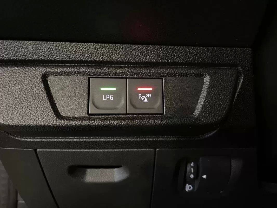 dacia-jogger-2023-gpl-999cc