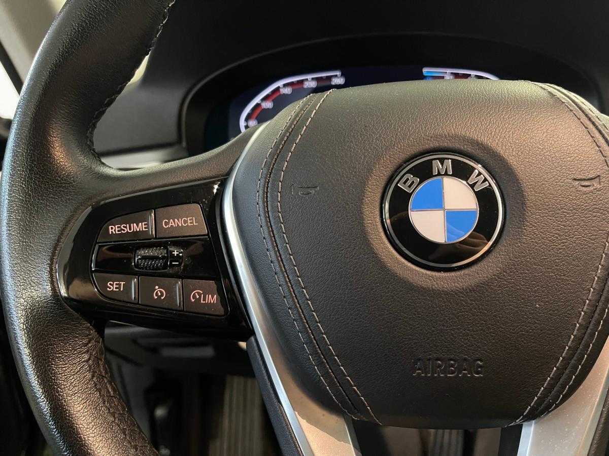 bmw-serie-5-2023-diesel-1995cc