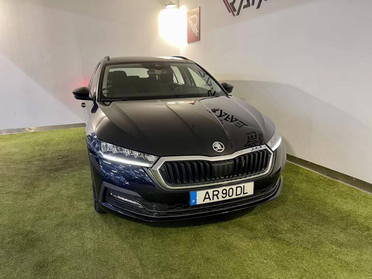 skoda-octavia-break-2022-diesel-1968cc