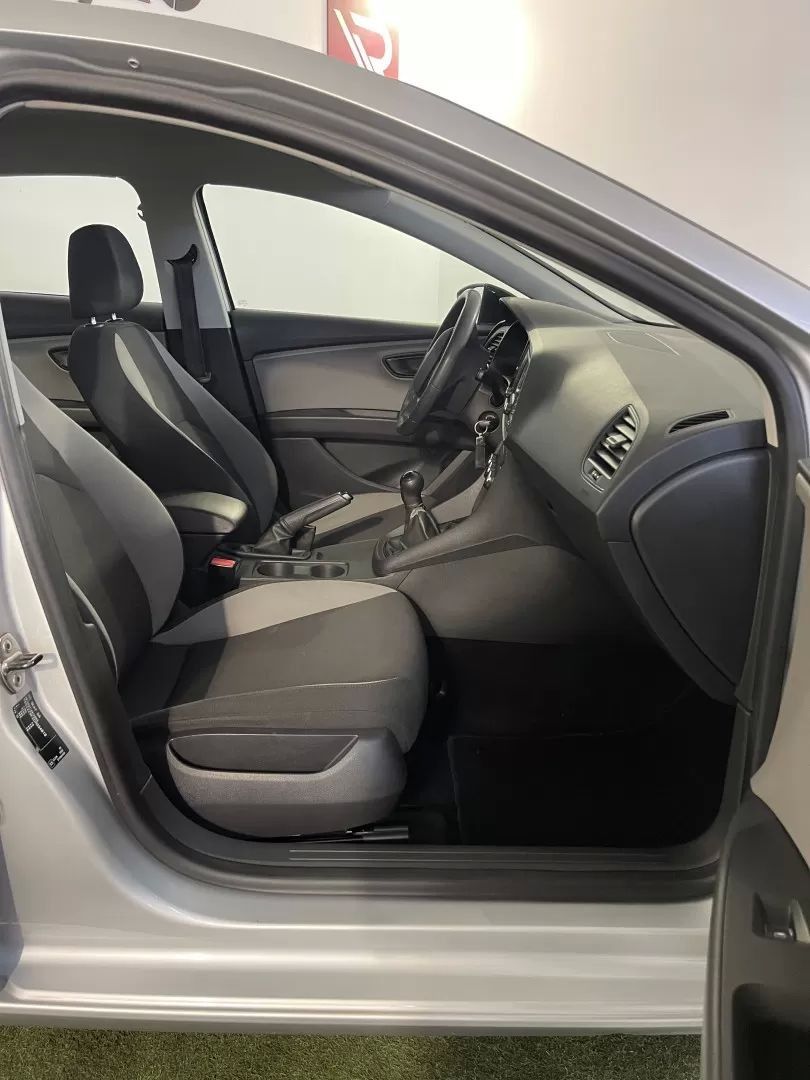 seat-leon-2013-diesel-1598cc