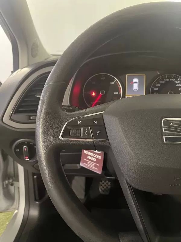 seat-leon-2013-diesel-1598cc