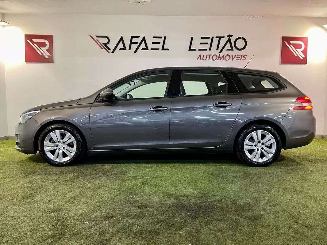 peugeot-308-sw-2019-diesel-1499cc
