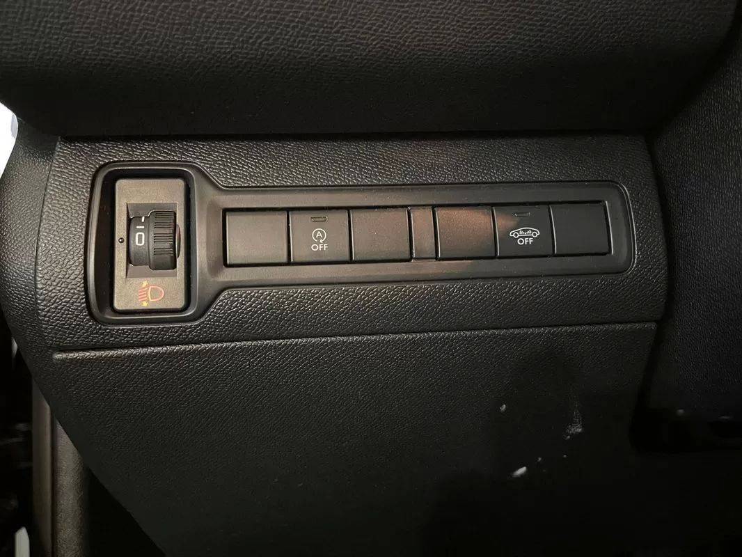 peugeot-308-sw-2019-diesel-1499cc