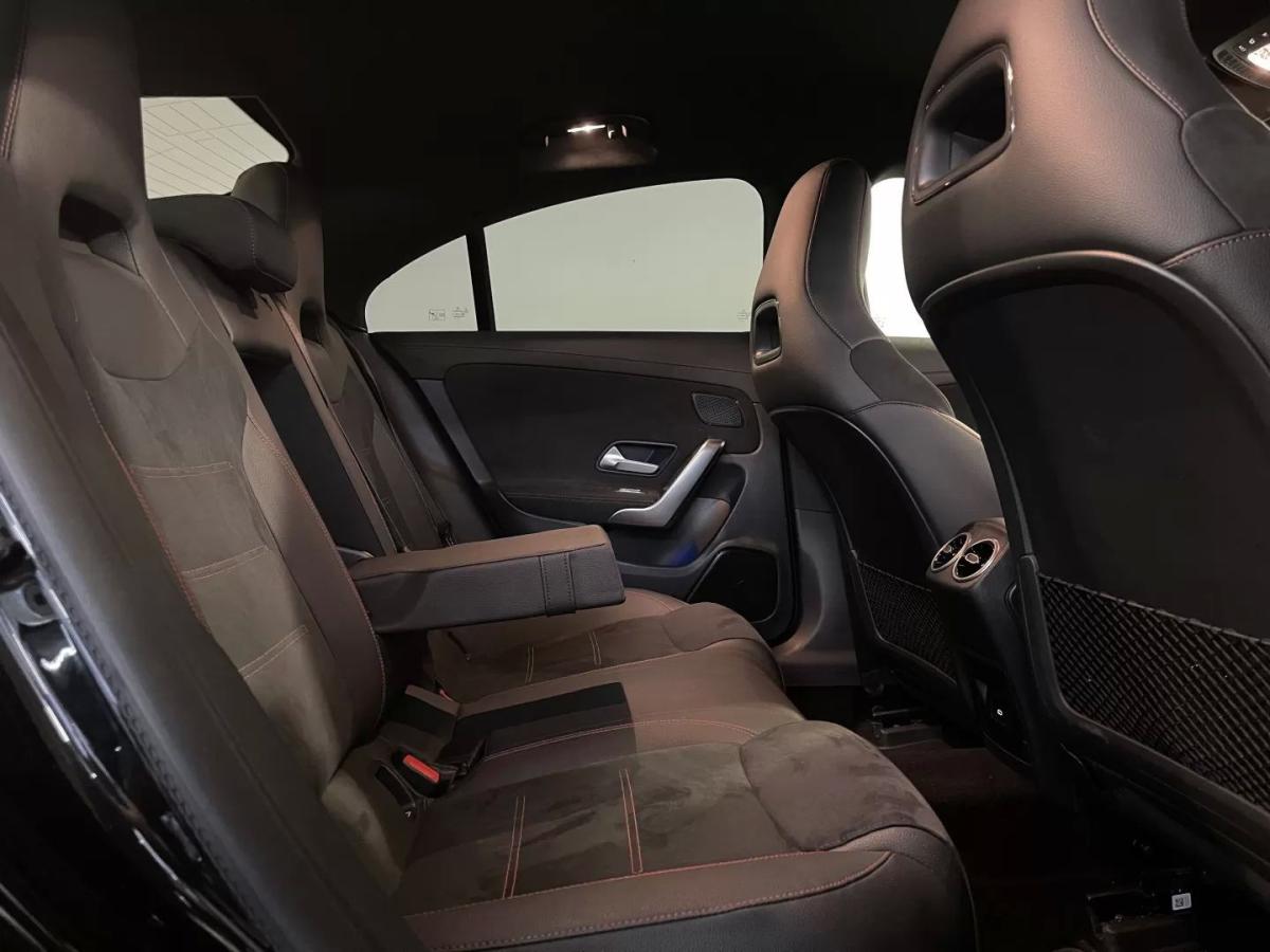 mercedes-benz-cla-2025-hibrido-1332cc