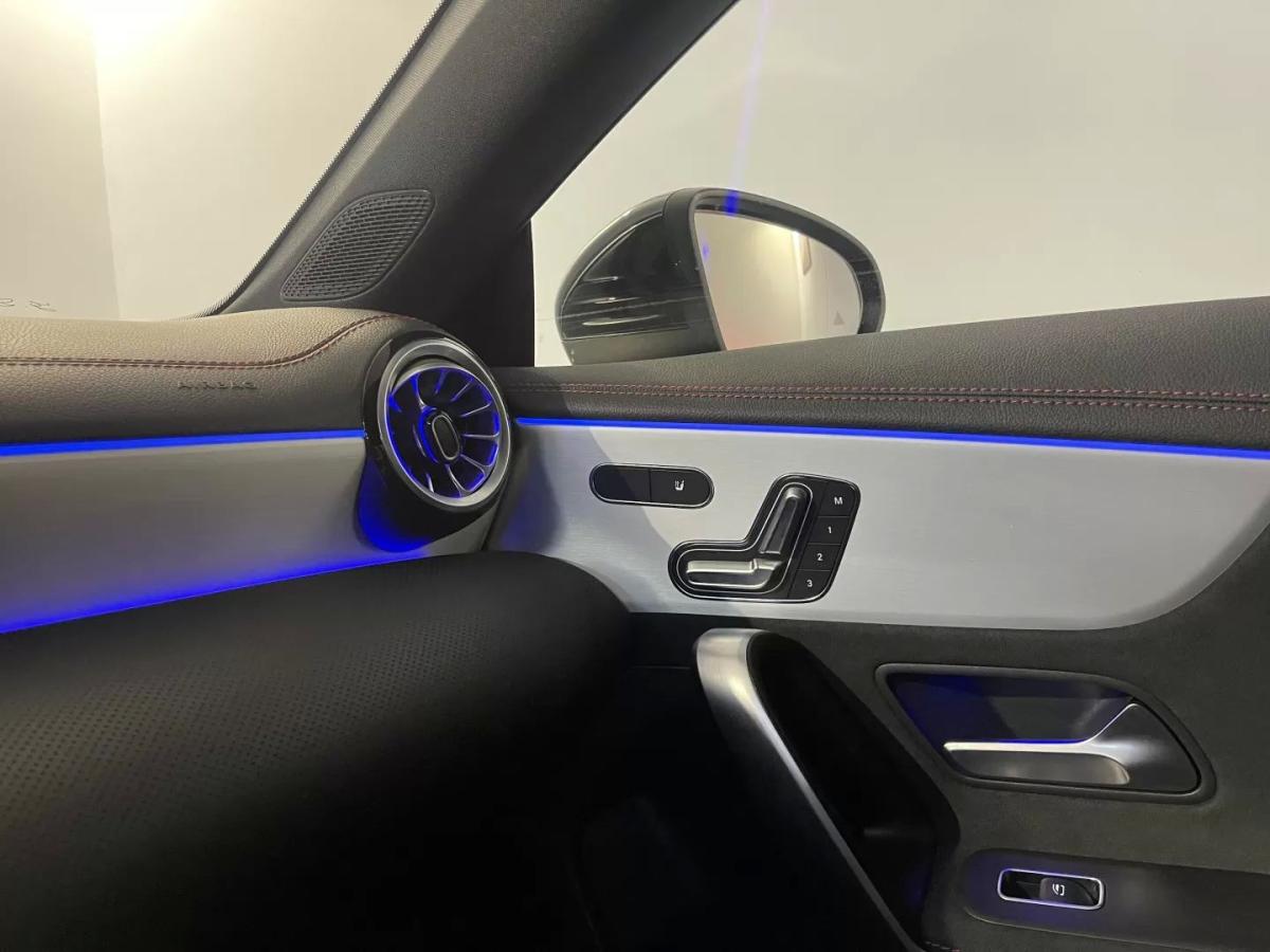 mercedes-benz-cla-2025-hibrido-1332cc