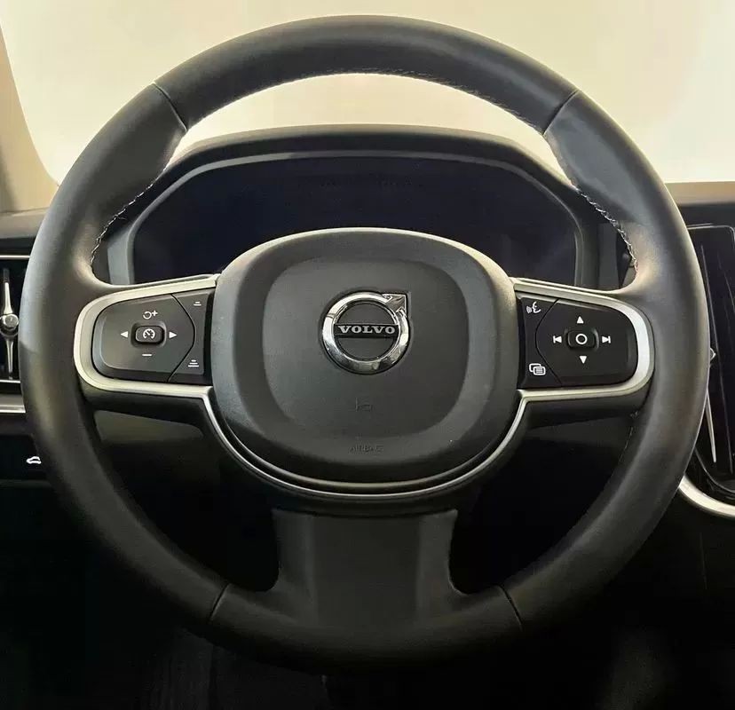 volvo-v60-2025-hibrido-1969cc