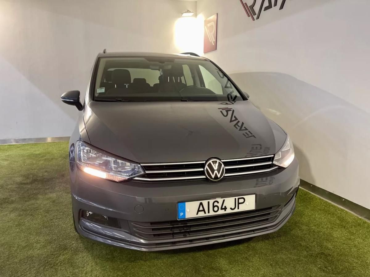 volkswagen-touran-2021-diesel-1968cc