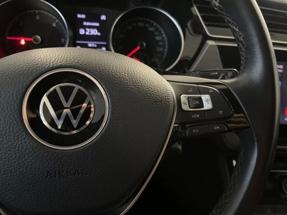 volkswagen-touran-2021-diesel-1968cc