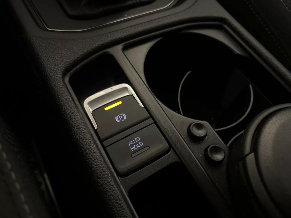 volkswagen-touran-2021-diesel-1968cc