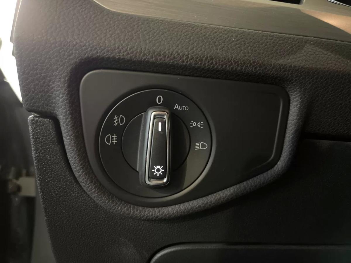 volkswagen-touran-2021-diesel-1968cc