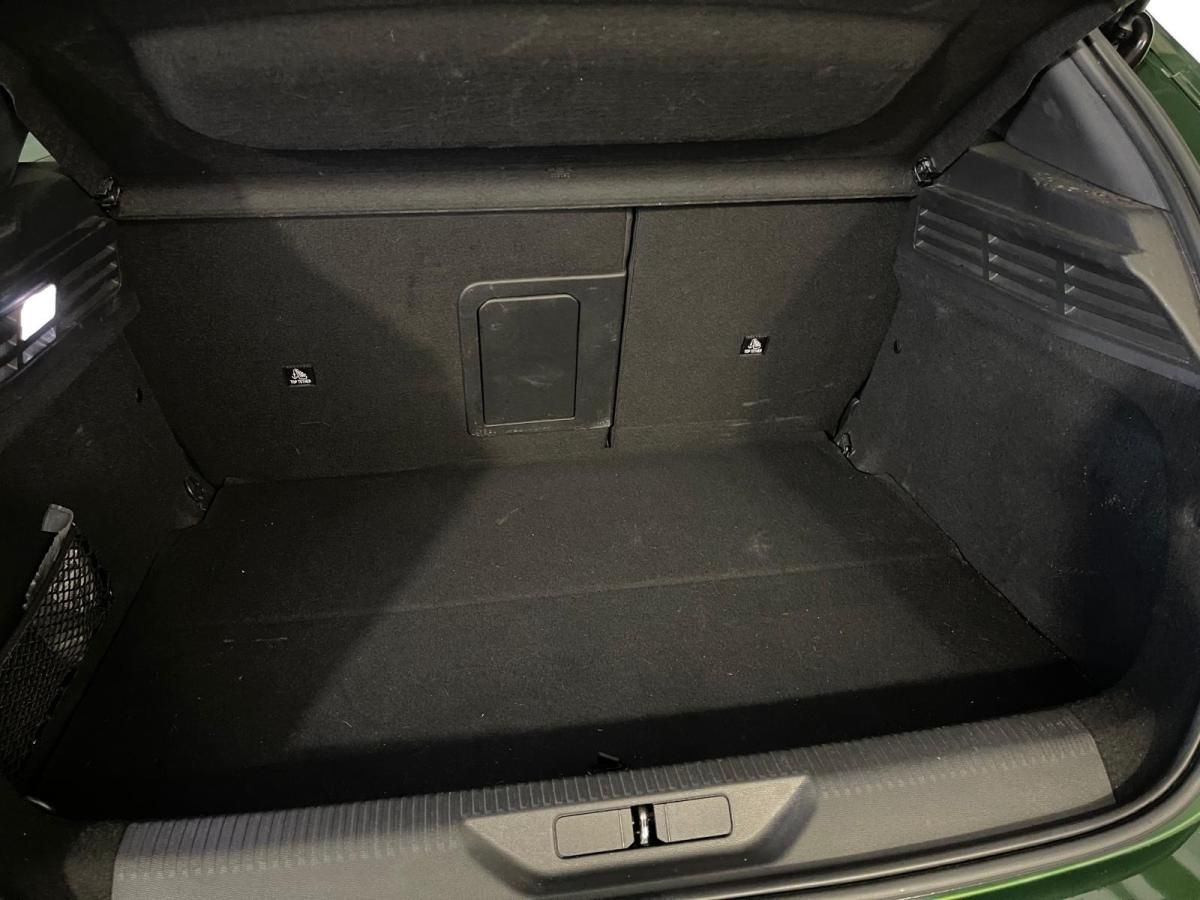 peugeot-308-2022-hibrido-a-gasolina-1598cc