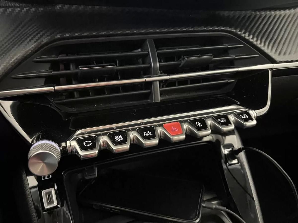 peugeot-208-2021-diesel-1499cc