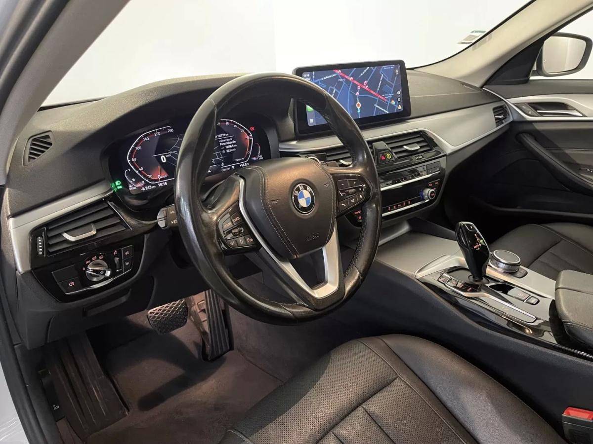 bmw-serie-5-2023-diesel-1995cc