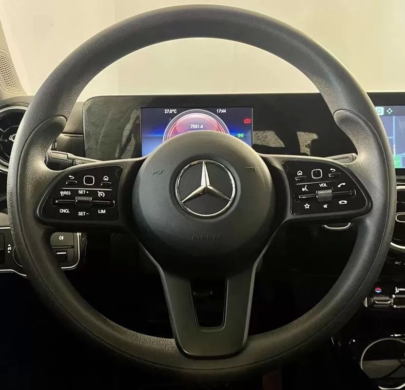 mercedes-benz-cla-2022-hibrido-1332cc