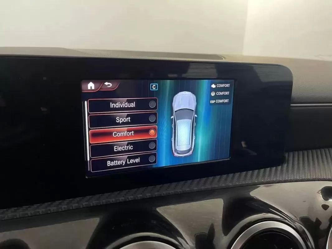 mercedes-benz-cla-2022-hibrido-1332cc