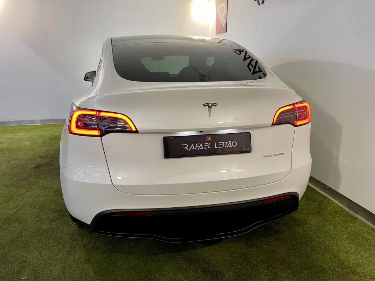 tesla-model-y-2023-eletrico-0cc