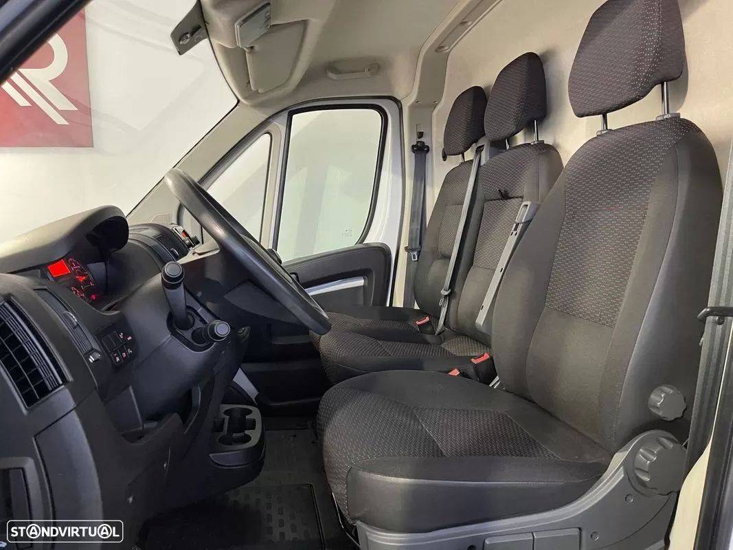 peugeot-boxer-2023-diesel-2179cc