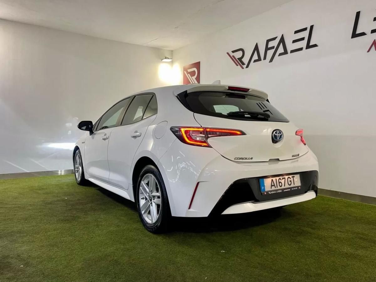 toyota-corolla-2021-hibrido-a-gasolina-1798cc