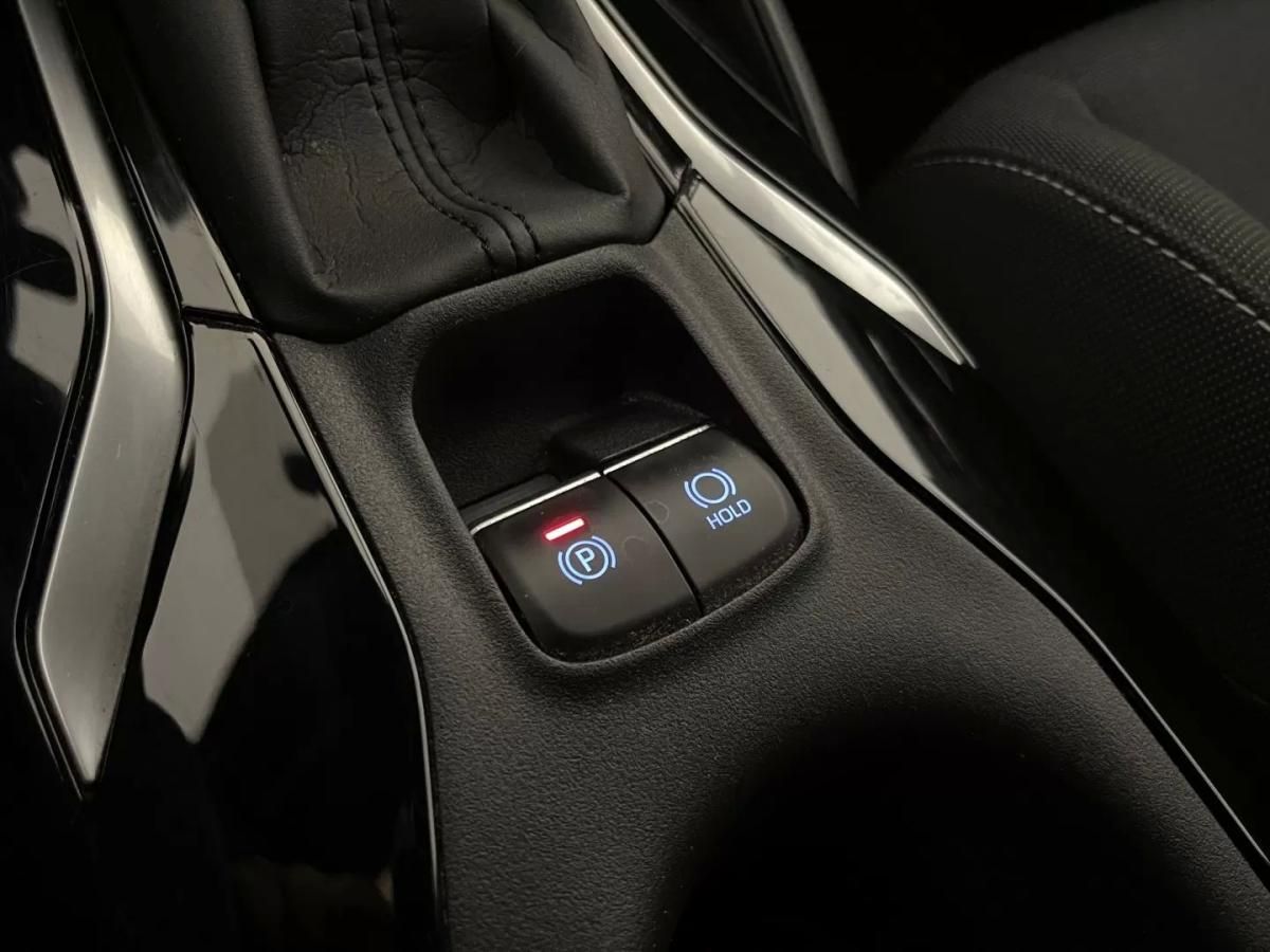 toyota-corolla-2021-hibrido-a-gasolina-1798cc