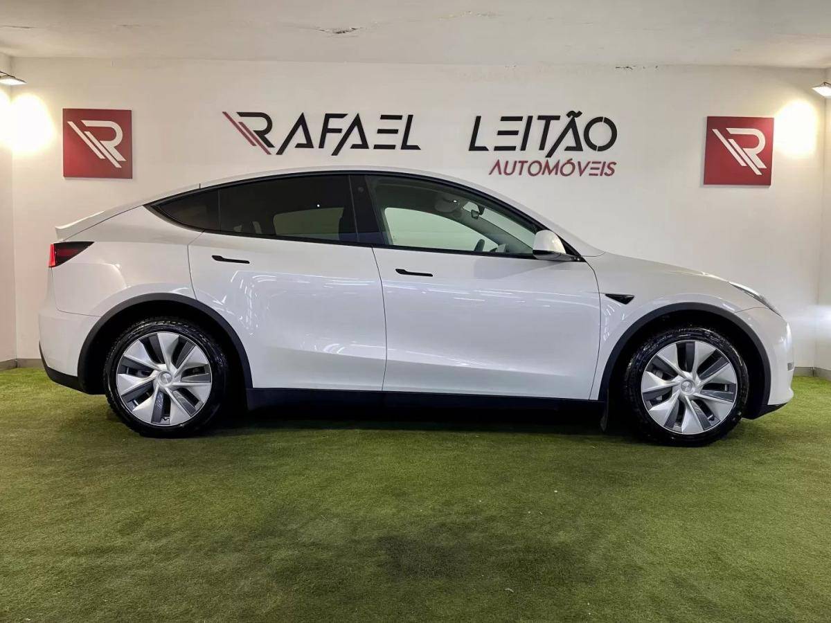 tesla-model-y-2023-eletrico-0cc
