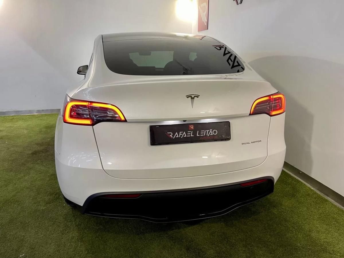 tesla-model-y-2023-eletrico-0cc
