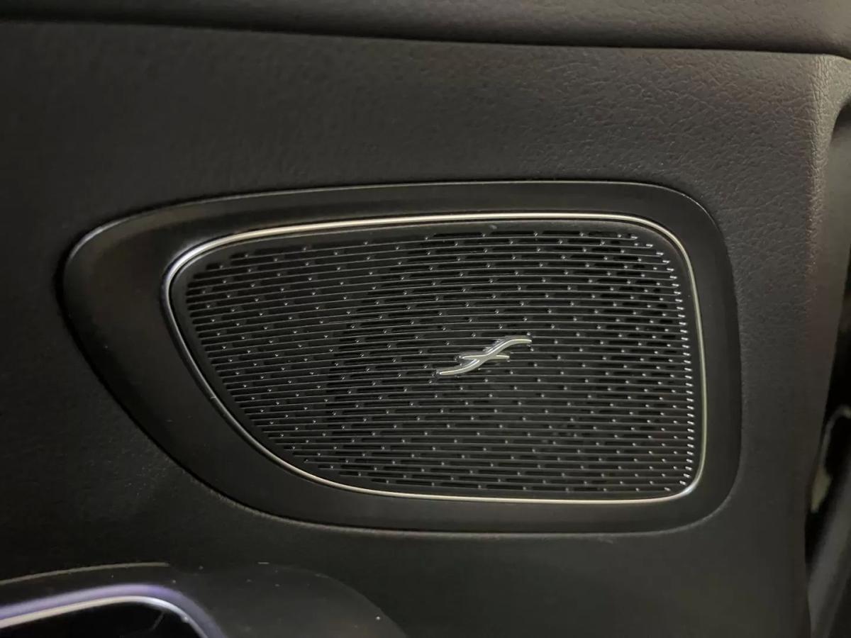 mercedes-benz-classe-c-2023-hibrido-1999cc