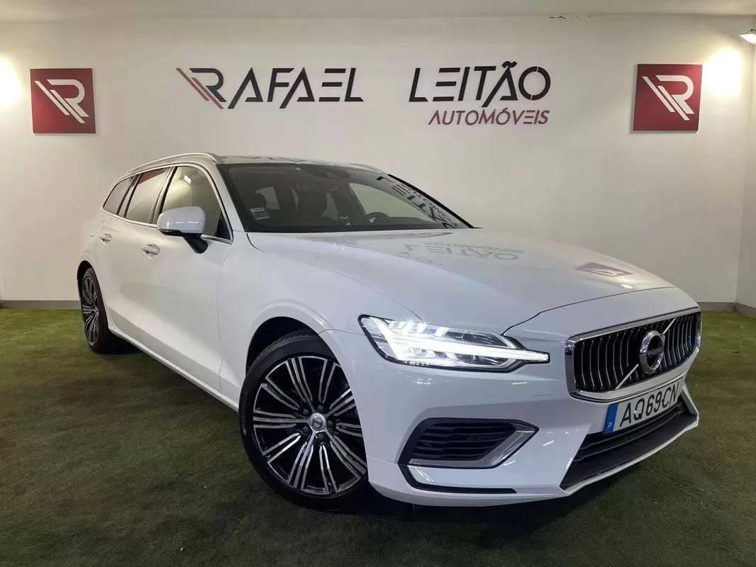 volvo-v60-2022-hibrido-1969cc