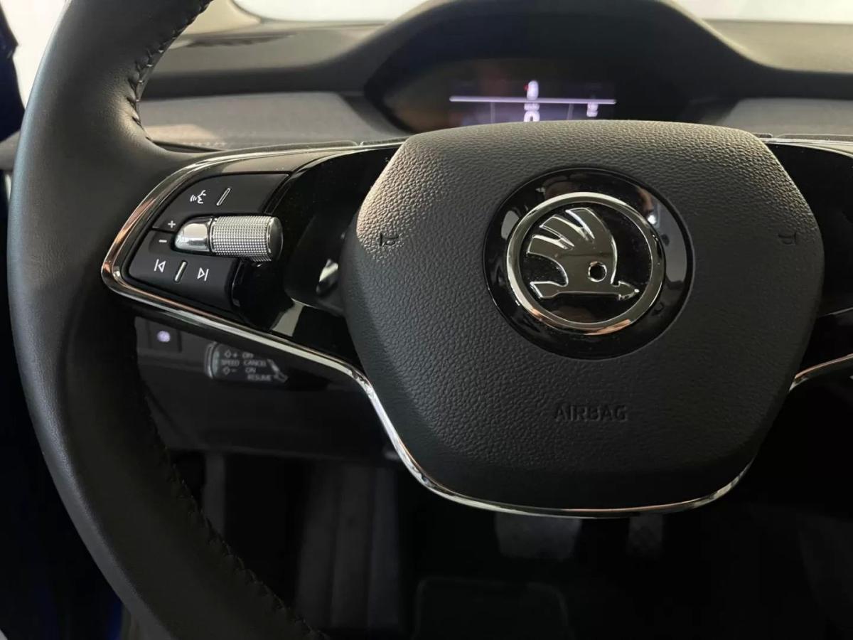 skoda-enyaq-2023-eletrico-0cc
