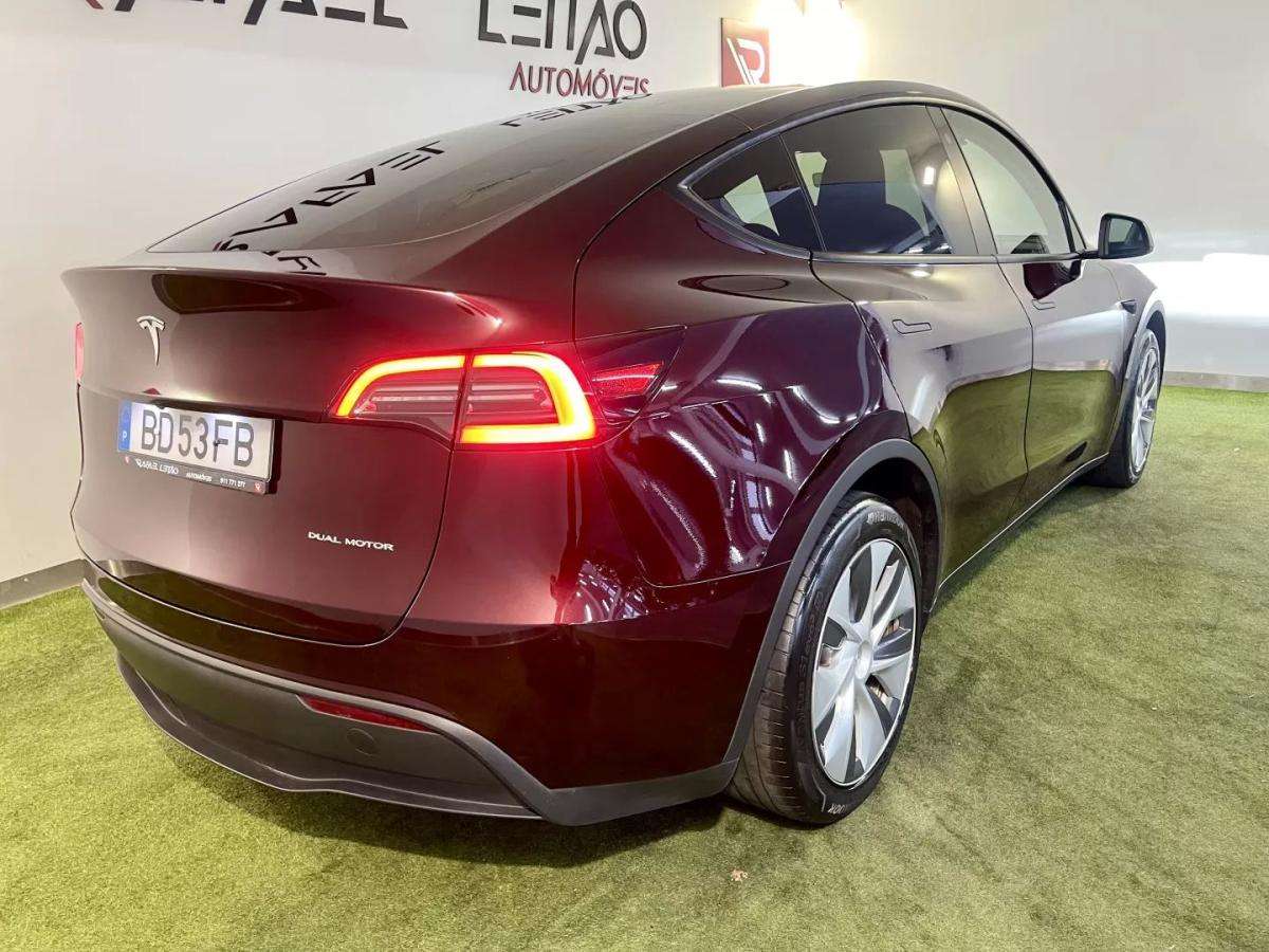 tesla-model-y-2023-eletrico-0cc