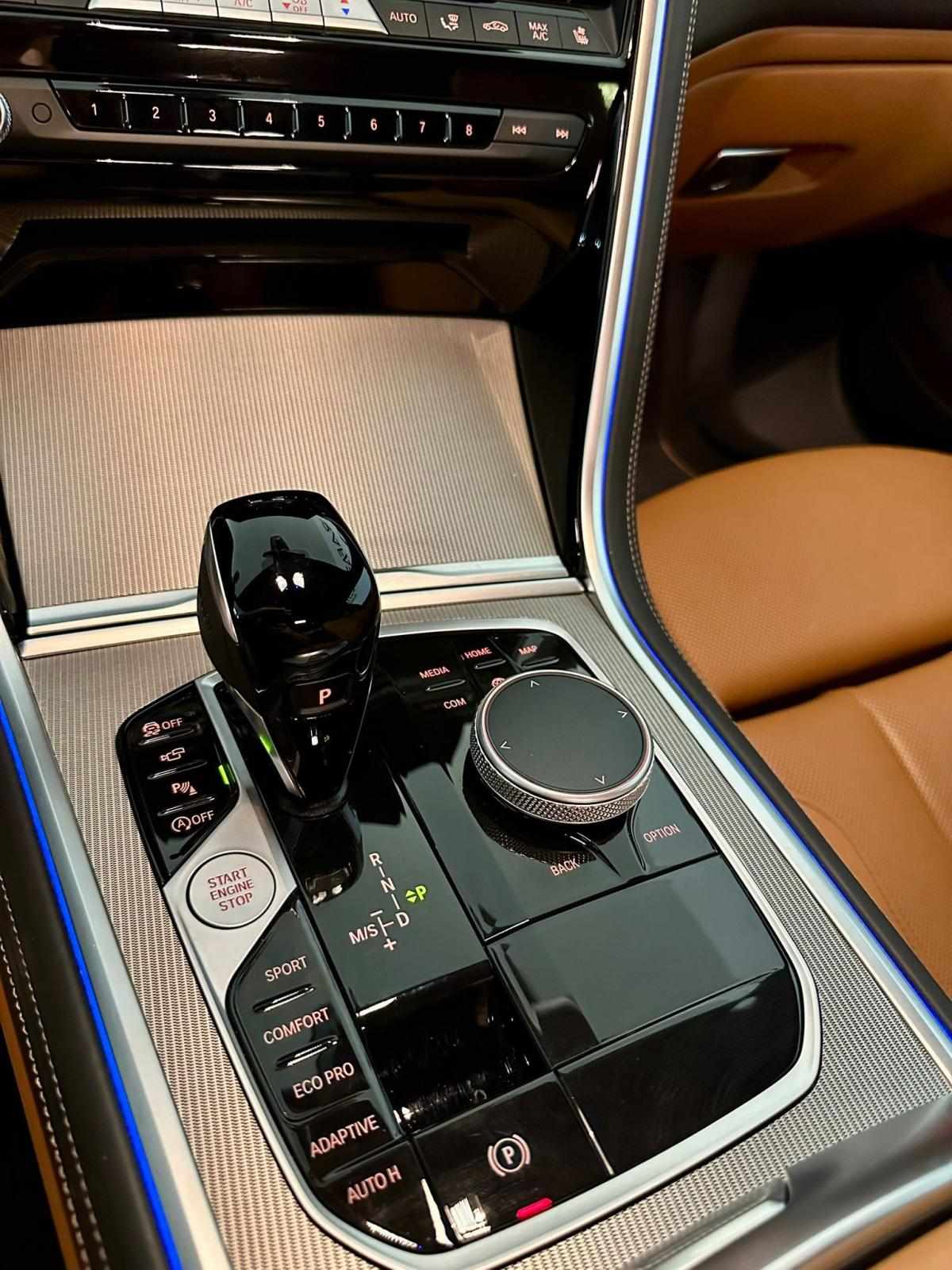 bmw-serie-8-2023-gasolina-4395cc