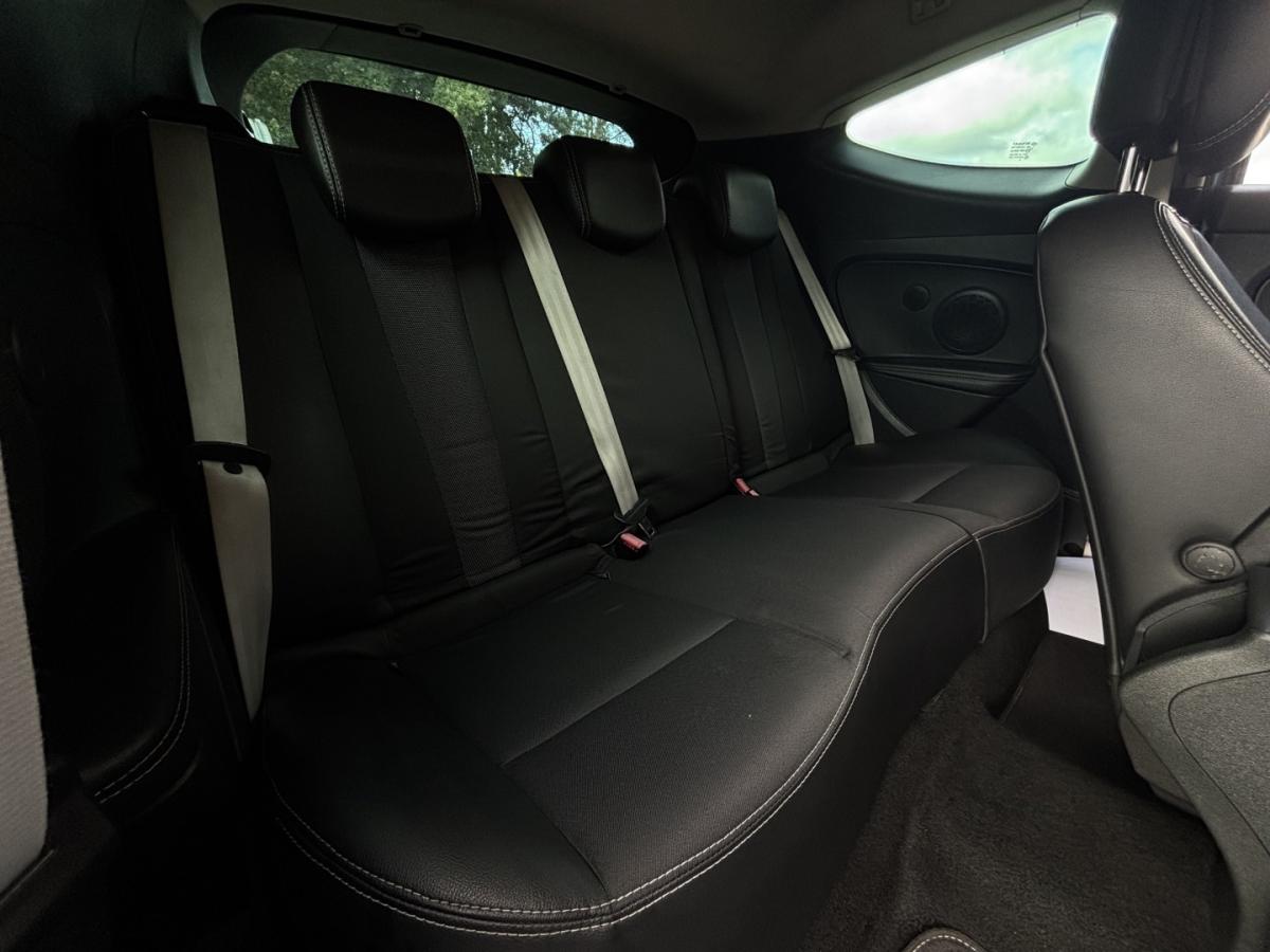 renault-megane-coupe-2013-diesel-1461cc