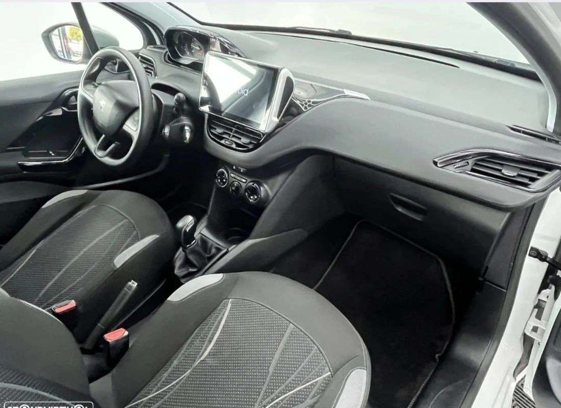 peugeot-208-2017-diesel-1560cc