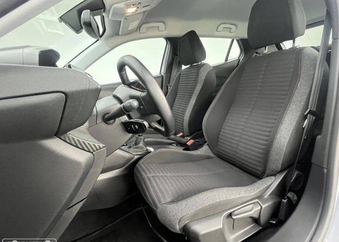 peugeot-2008-2021-gasolina-1199cc