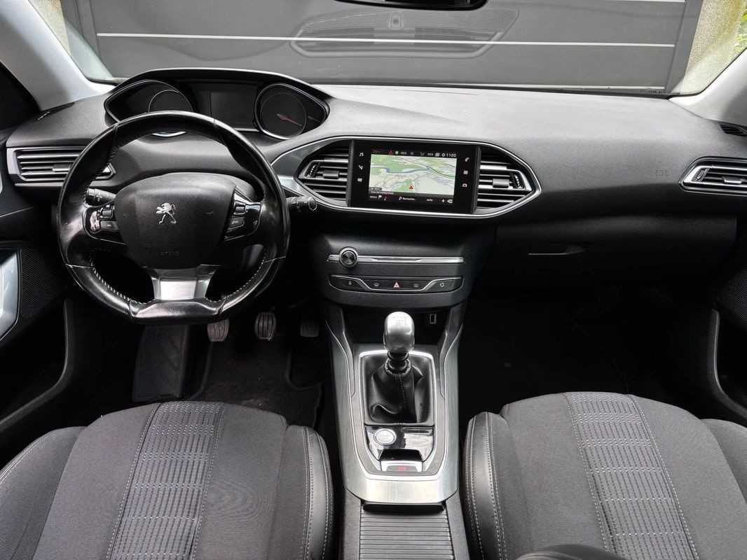 peugeot-308-sw-2018-diesel-1499cc