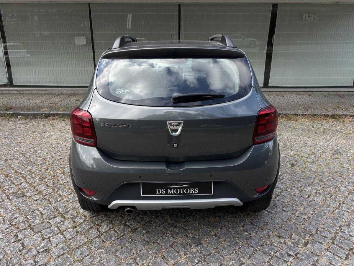dacia-sandero-2017-gasolina-898cc