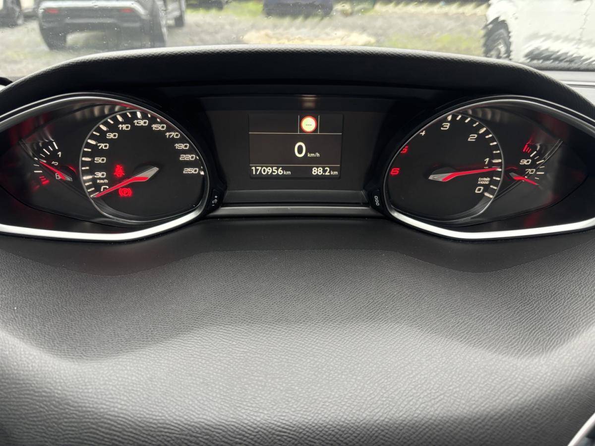 peugeot-308-2018-diesel-1560cc