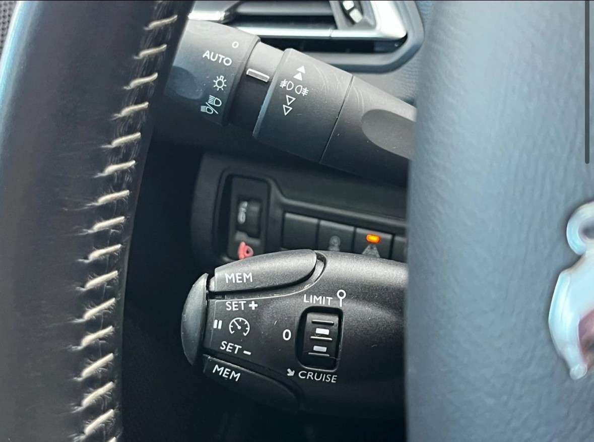 peugeot-308-2018-diesel-1560cc