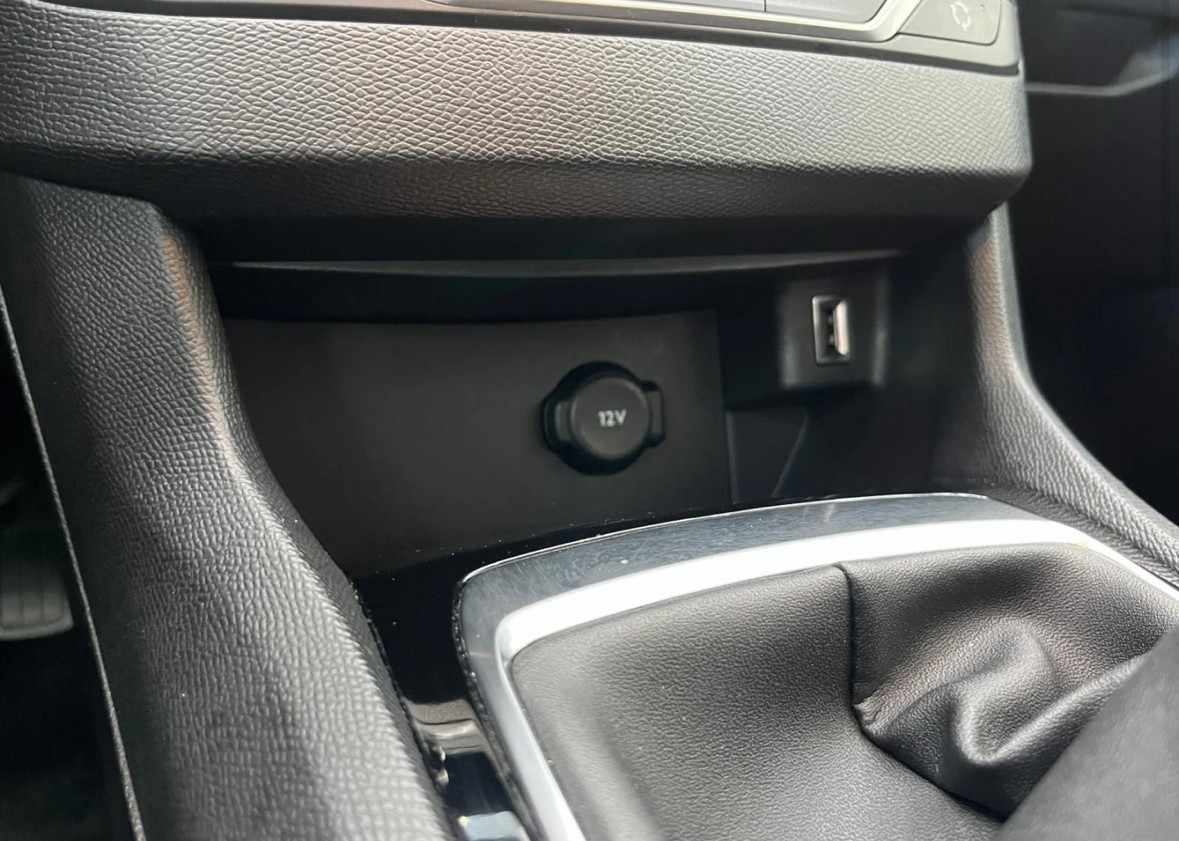 peugeot-308-2018-diesel-1560cc