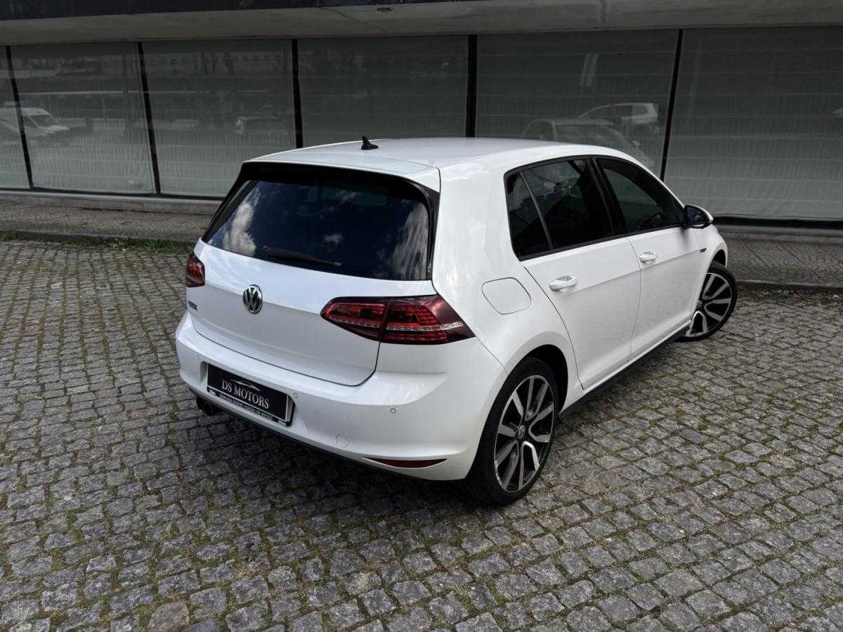 volkswagen-golf-2015-hibrido-1395cc