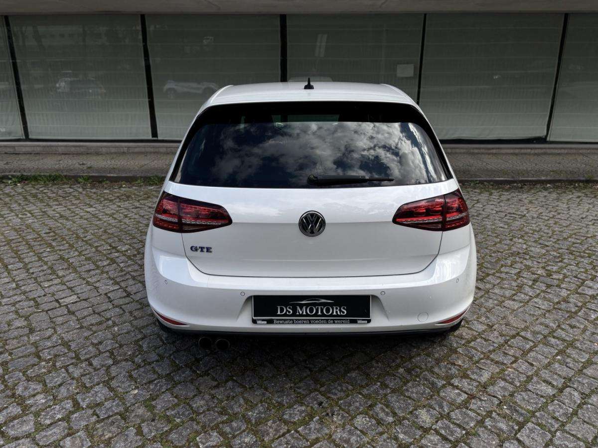 volkswagen-golf-2015-hibrido-1395cc