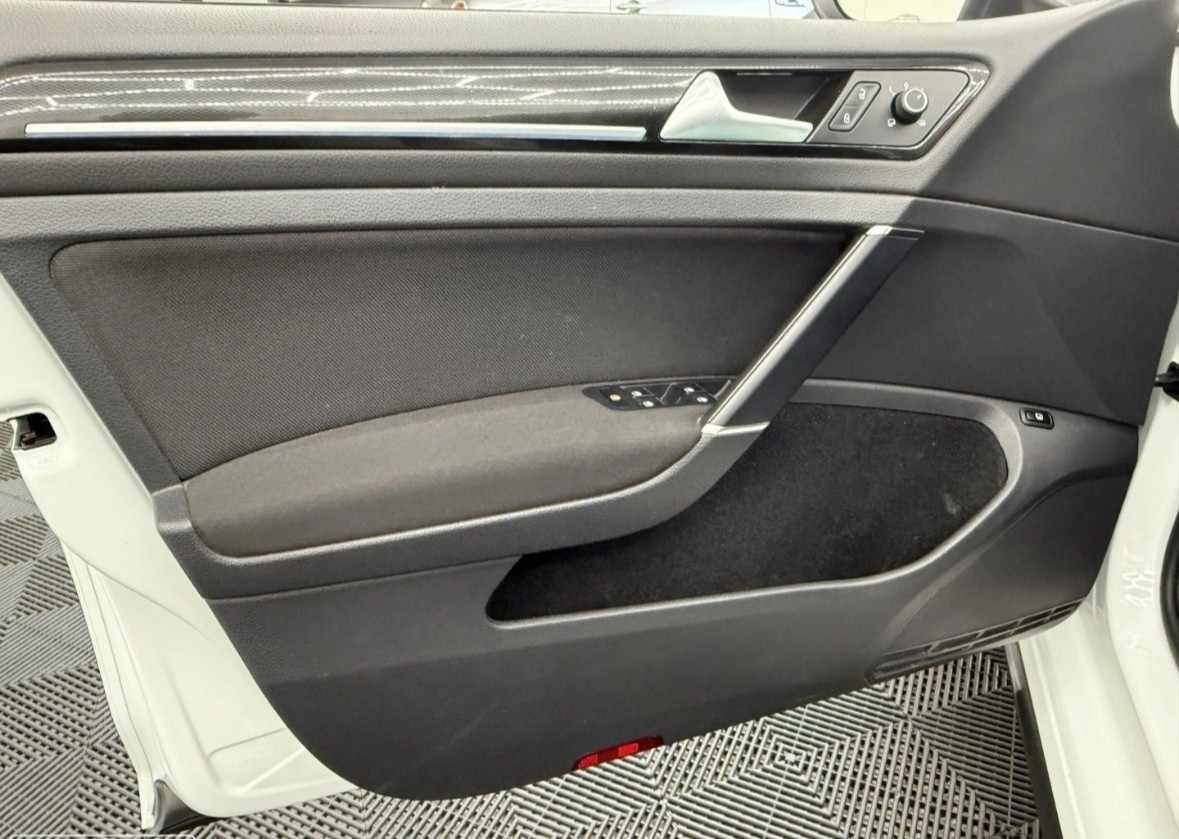 volkswagen-golf-2015-hibrido-1395cc