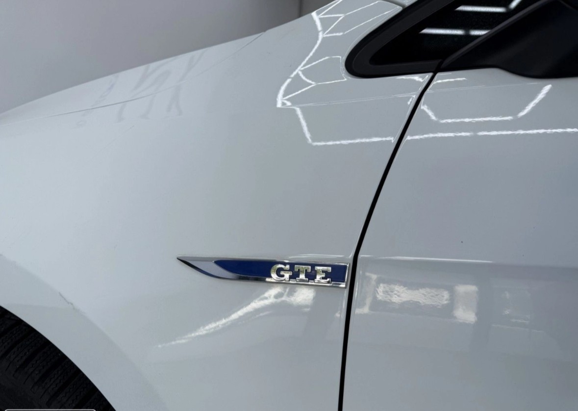 volkswagen-golf-2015-hibrido-1395cc