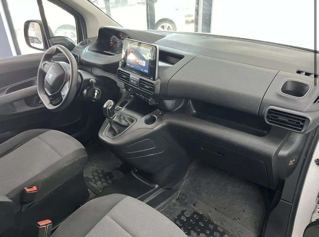 peugeot-partner-2019-diesel-1560cc