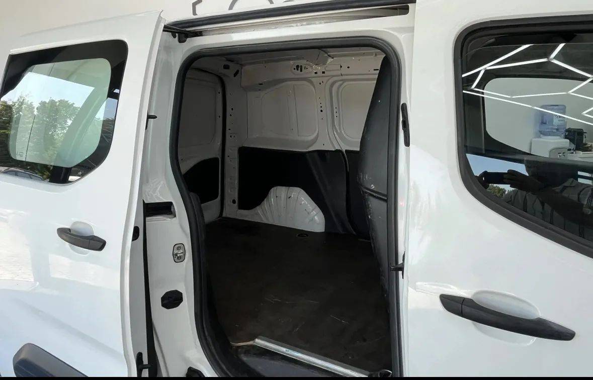 peugeot-partner-2019-diesel-1560cc