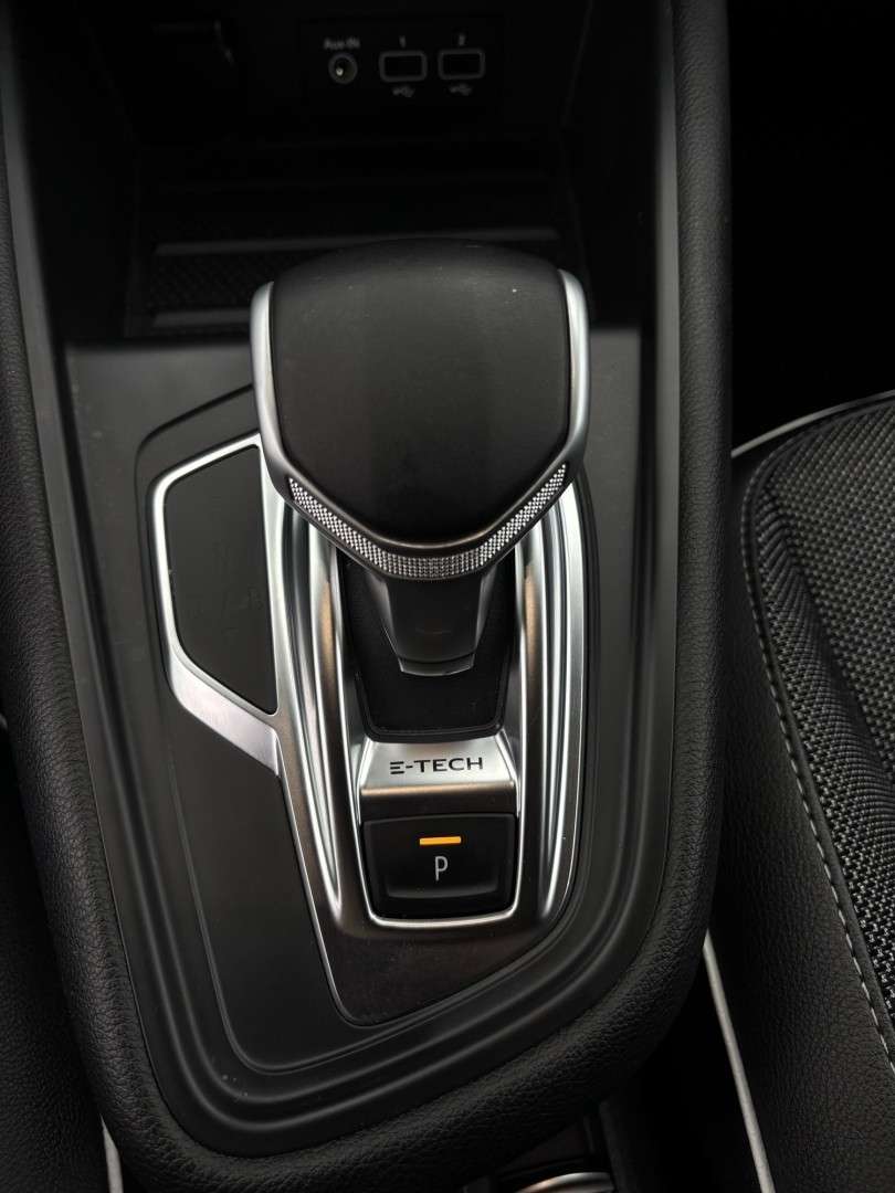 renault-captur-2021-hibrido-1598cc