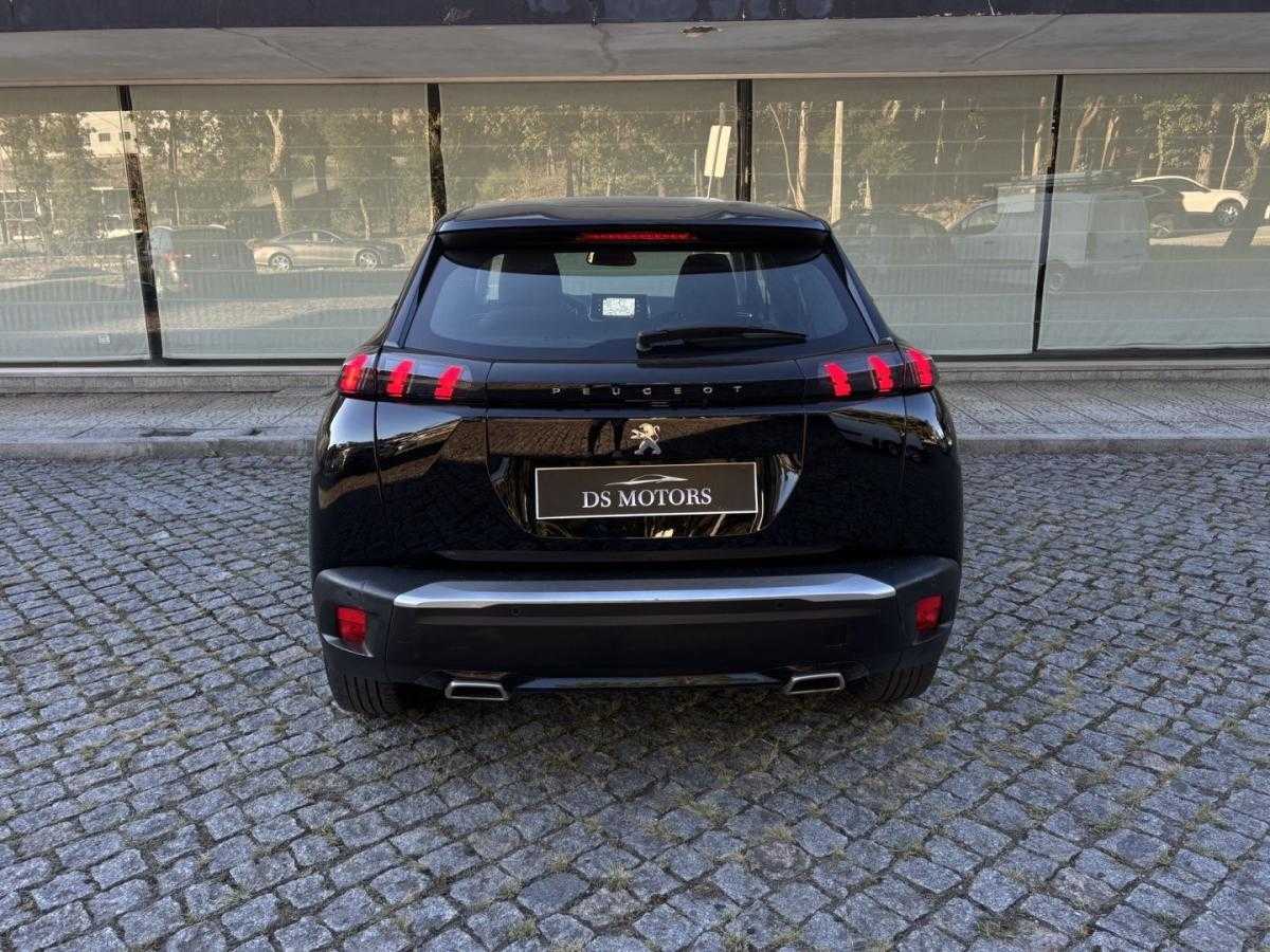 peugeot-2008-2022-gasolina-1199cc