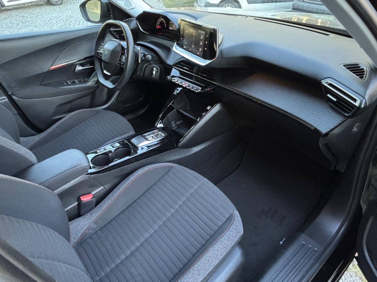 peugeot-2008-2022-gasolina-1199cc