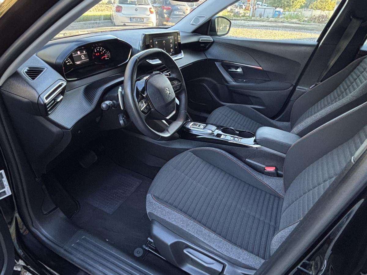 peugeot-2008-2022-gasolina-1199cc