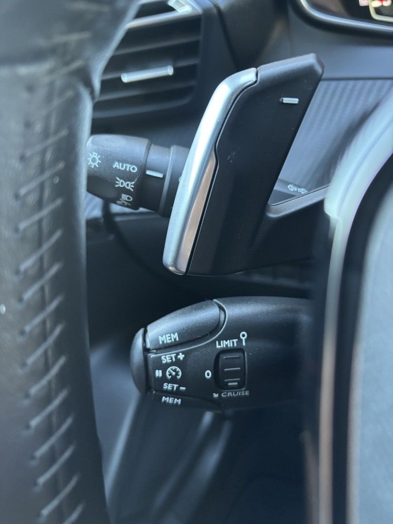 peugeot-2008-2022-gasolina-1199cc